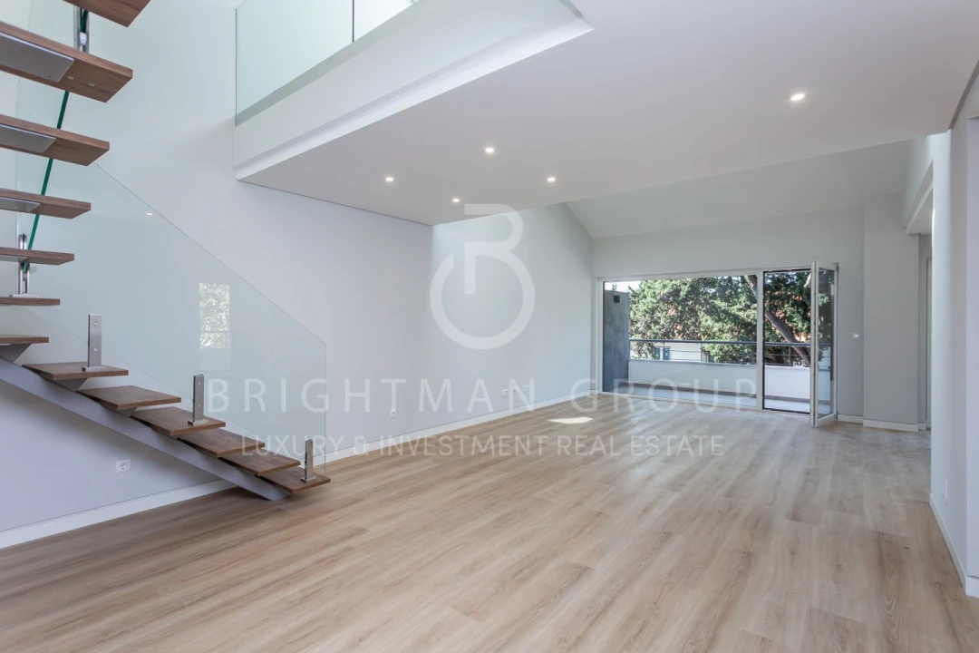 Apartamento T3 para Venda em Carcavelos e Parede Foto 4
