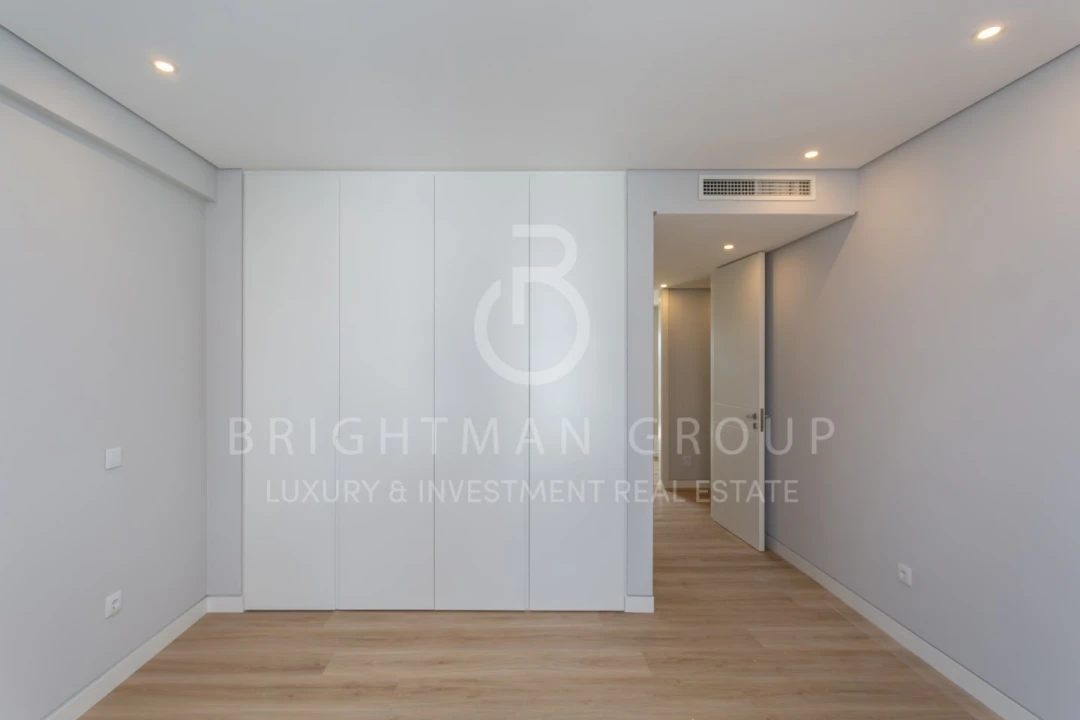 Apartamento T3 para Venda em Carcavelos e Parede Foto 6