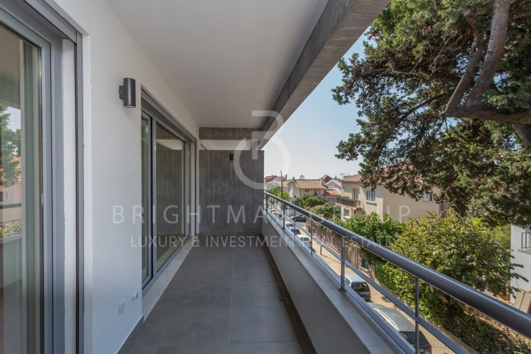 Apartamento T3 para Venda em Carcavelos e Parede Foto 21