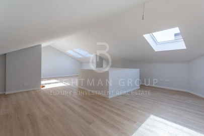 Apartamento T3 para Venda em Carcavelos e Parede