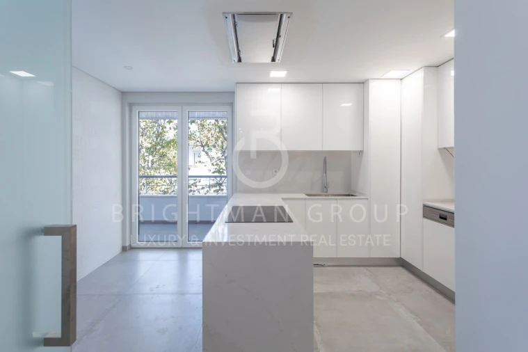 Apartamento T3 para Venda em Carcavelos e Parede Foto 12