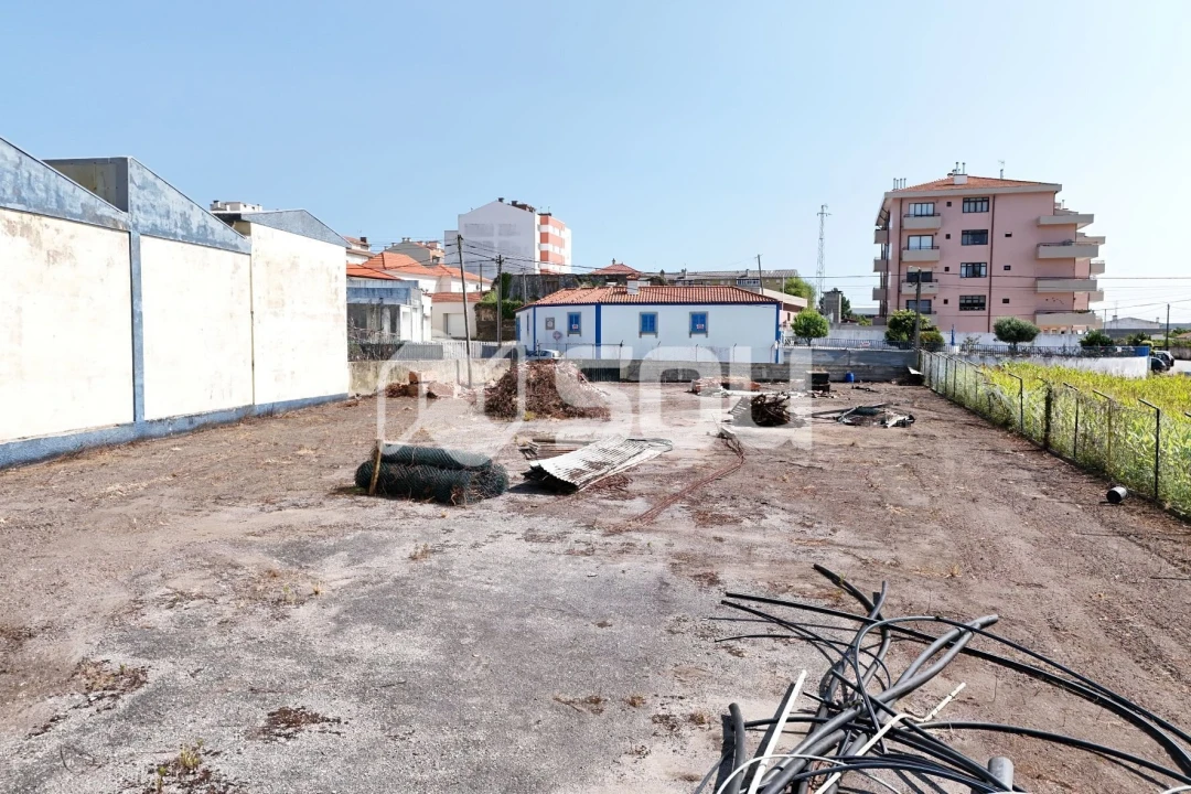 Terreno para Venda em Esmoriz Foto 6