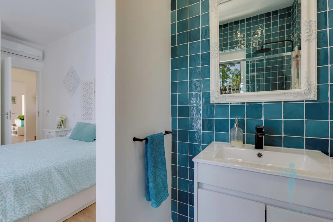 Moradia T3 para Venda em Mexilhoeira Grande Foto 24