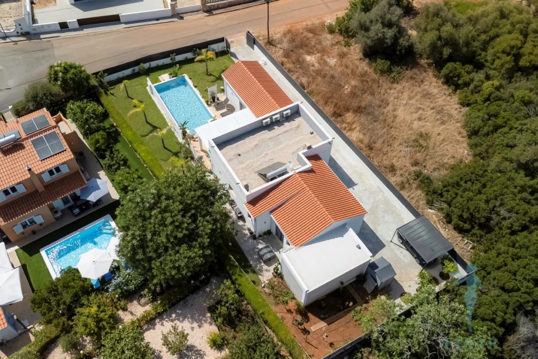 Moradia T3 para Venda em Mexilhoeira Grande Foto 42