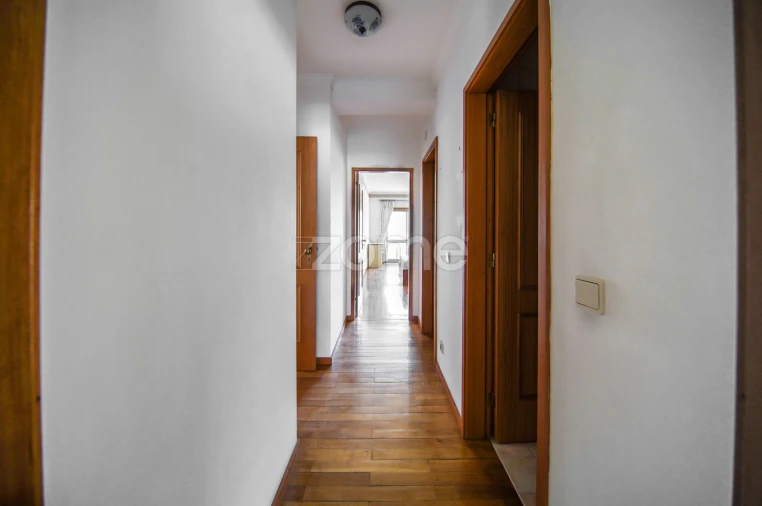 Apartamento T2 para Venda em Peso da Régua e Godim Foto 13