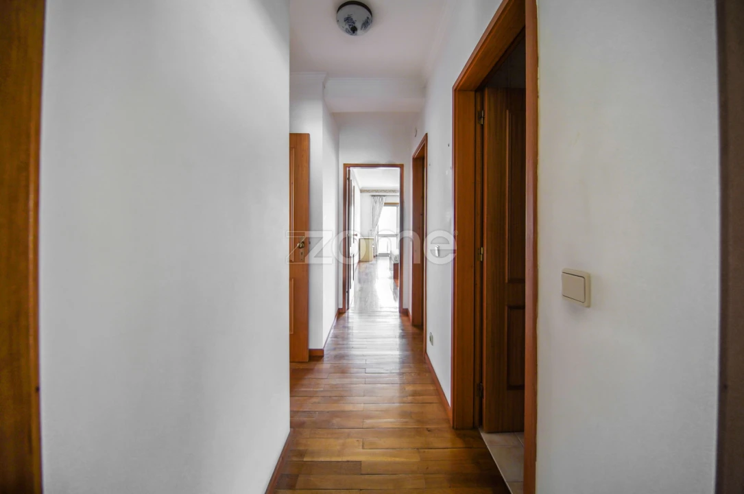 Apartamento T2 para Venda em Peso da Régua e Godim Foto 13