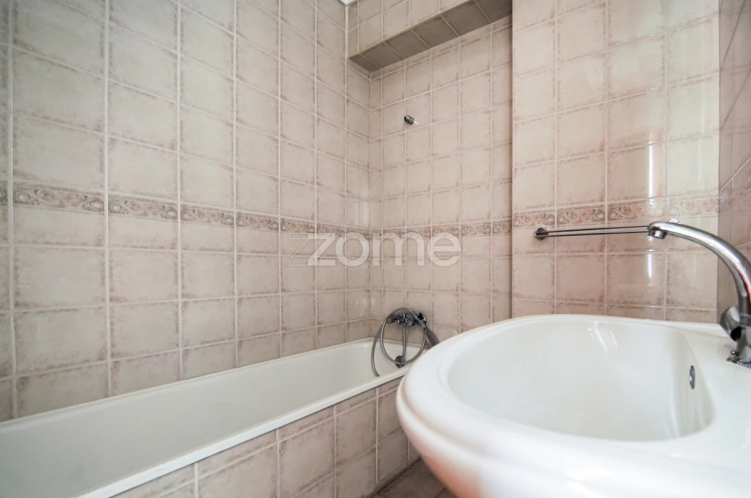 Apartamento T2 para Venda em Peso da Régua e Godim Foto 21