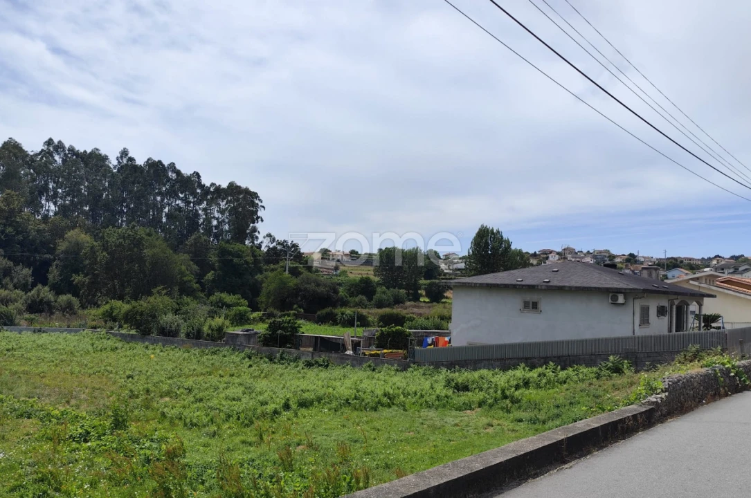 Terreno para Venda em Sandim, Olival, Lever e Crestuma Foto 3