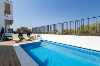 Moradia T4 para Venda em Alcabideche