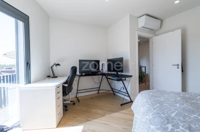 Moradia T4 para Venda em Alcabideche