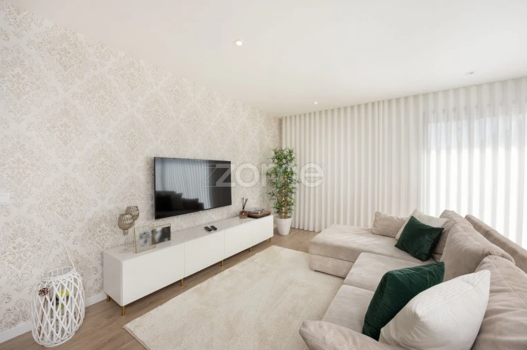 Moradia T4 para Venda em Leiria, Pousos, Barreira e Cortes Foto 5