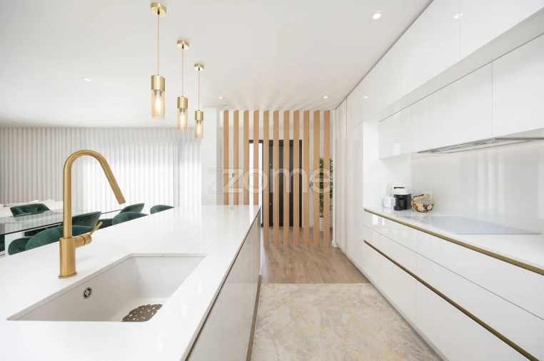 Moradia T4 para Venda em Leiria, Pousos, Barreira e Cortes Foto 13