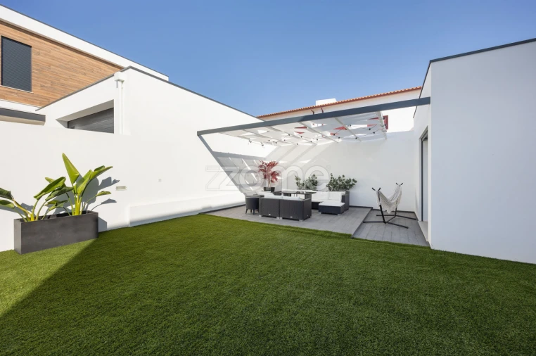 Moradia T4 para Venda em Leiria, Pousos, Barreira e Cortes Foto 17