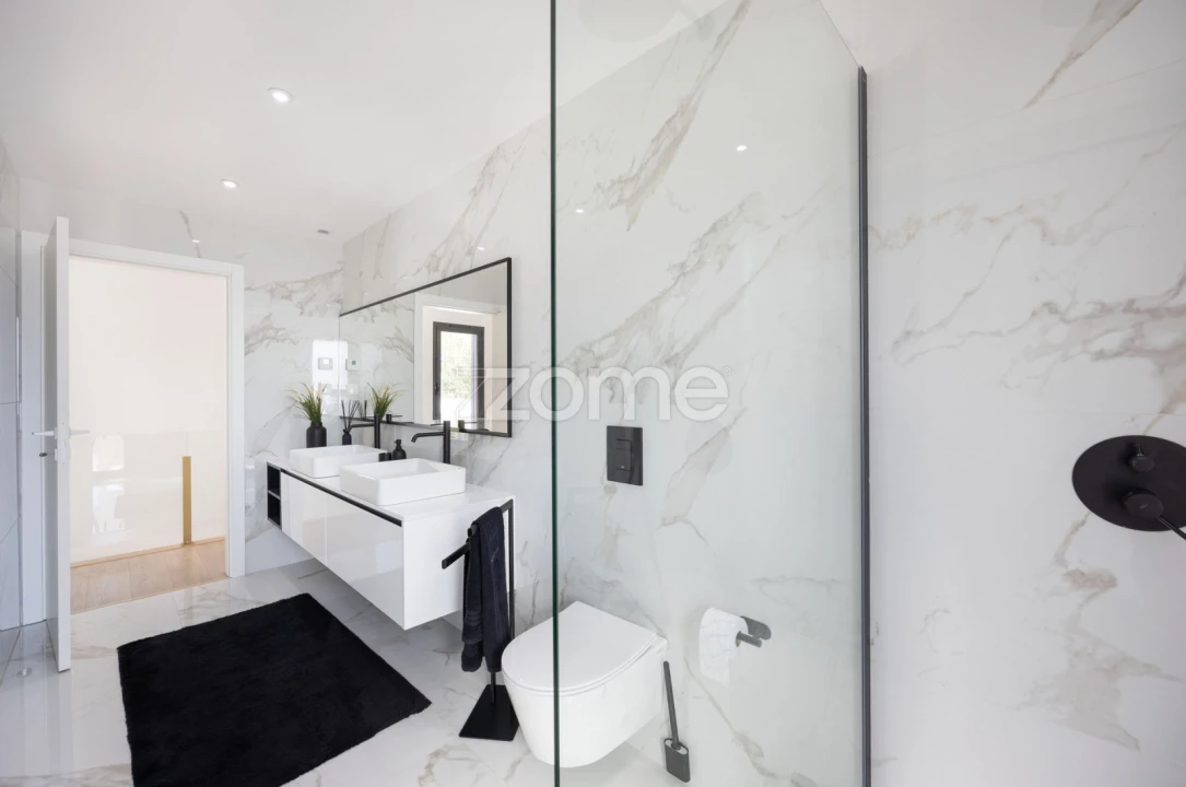 Moradia T4 para Venda em Leiria, Pousos, Barreira e Cortes Foto 39