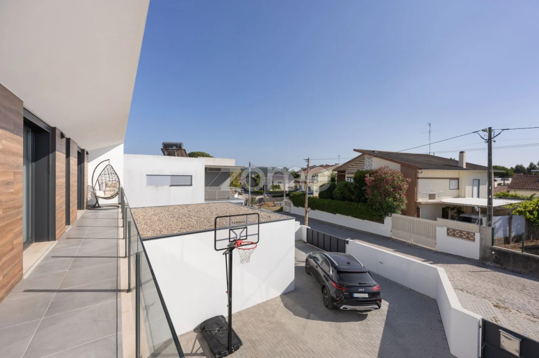 Moradia T4 para Venda em Leiria, Pousos, Barreira e Cortes Foto 43