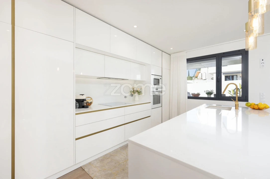 Moradia T4 para Venda em Leiria, Pousos, Barreira e Cortes Foto 12