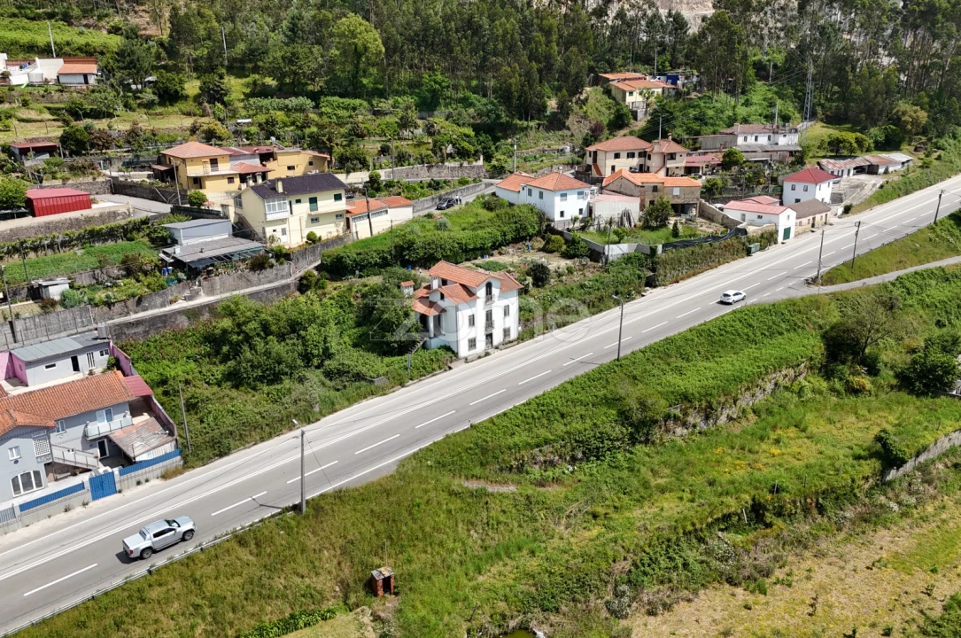 Moradia T4 para Venda em Pinheiro da Bemposta, Travanca e Palmaz Foto 11