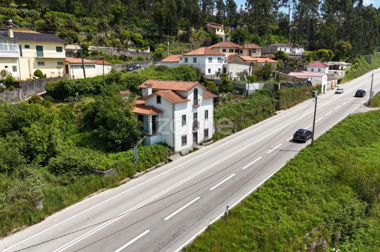Moradia T4 para Venda em Pinheiro da Bemposta, Travanca e Palmaz Foto 5