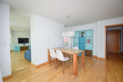 Apartamento T3 para Venda em Parque das Nações