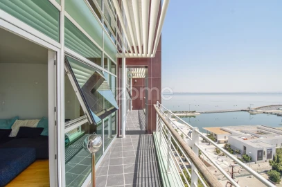 Apartamento T3 para Venda em Parque das Nações