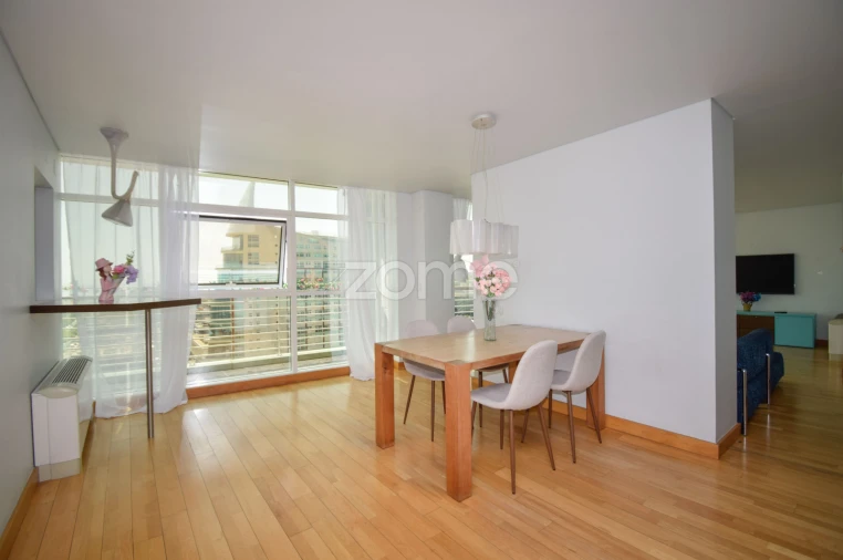 Apartamento T3 para Venda em Parque das Nações Foto 11