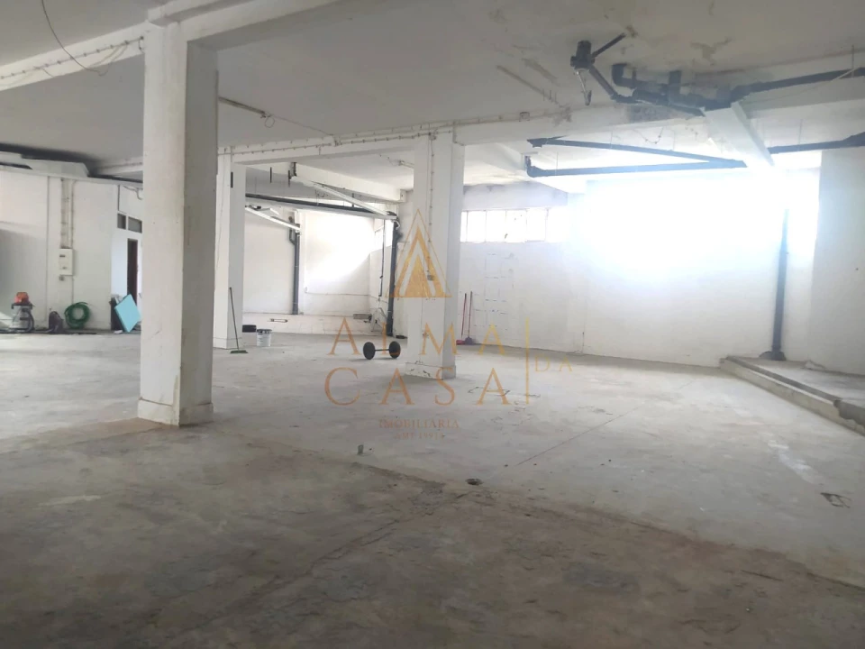 Armazém para Venda em Bonfim Foto 1