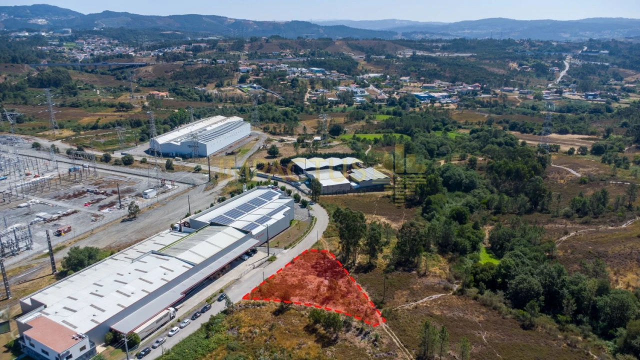 Terreno para Venda em Recarei Foto 8