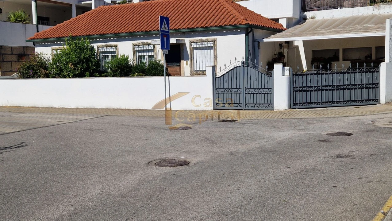 Moradia T2 para Venda em Nossa Senhora da Conceição, São Pedro e São Dinis Foto 20