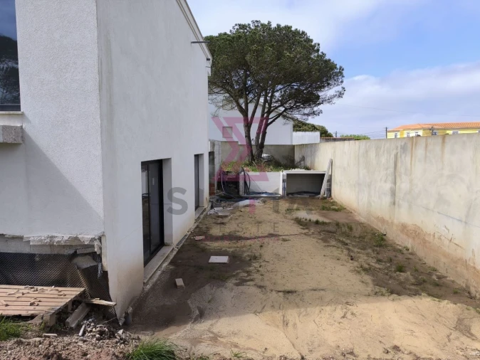 Moradia T3 para Venda em Nadadouro Foto 14