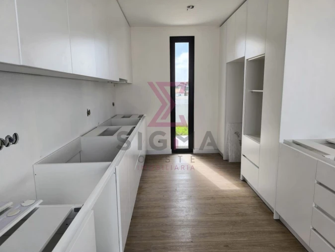 Moradia T3 para Venda em Nadadouro Foto 16