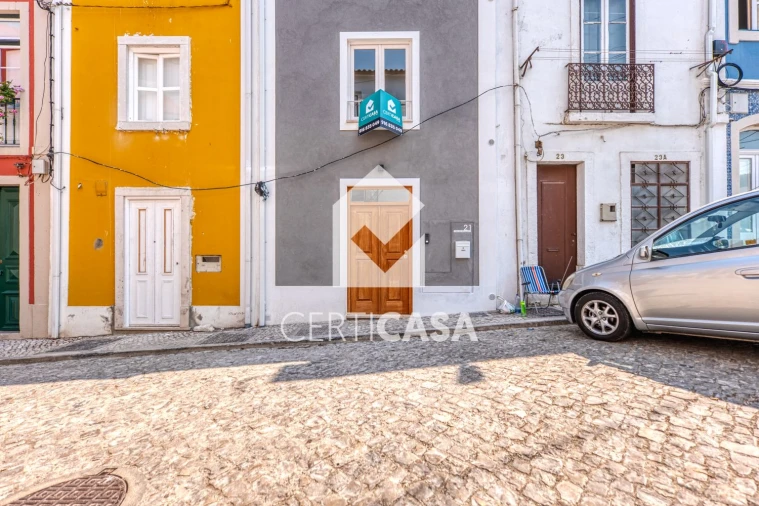 Moradia T2 para Venda em Marvila, Ribeira Santarém, São Salvador, São Nicolau Foto 3