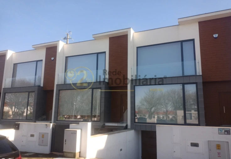 Moradia T3 para Venda em Cacia Foto 14