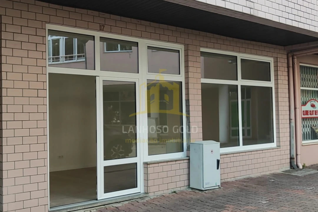 Loja para Arrendamento em Gualtar Foto 1