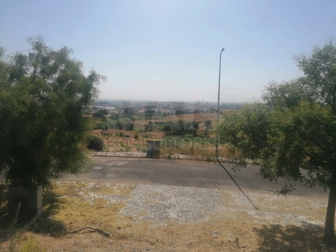 Terreno para Venda em Alenquer (Santo Estêvão e Triana) Foto 3