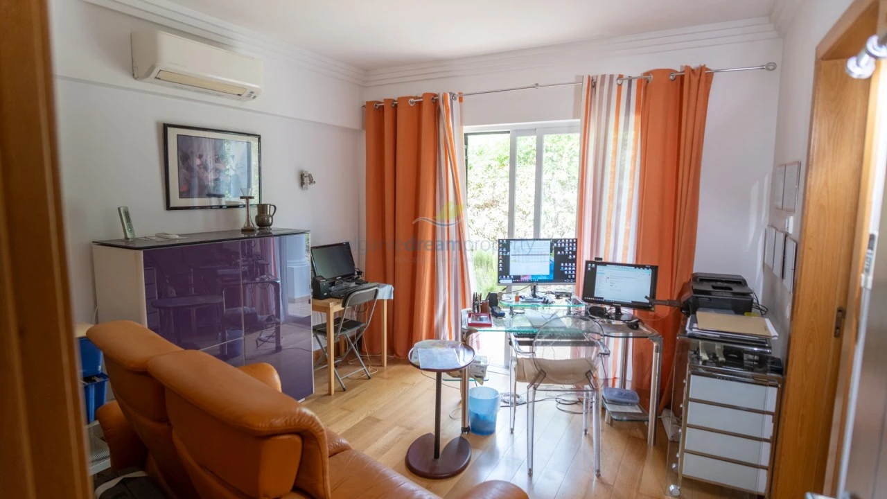 Moradia T4 para Venda em Albufeira e Olhos de Água Foto 37