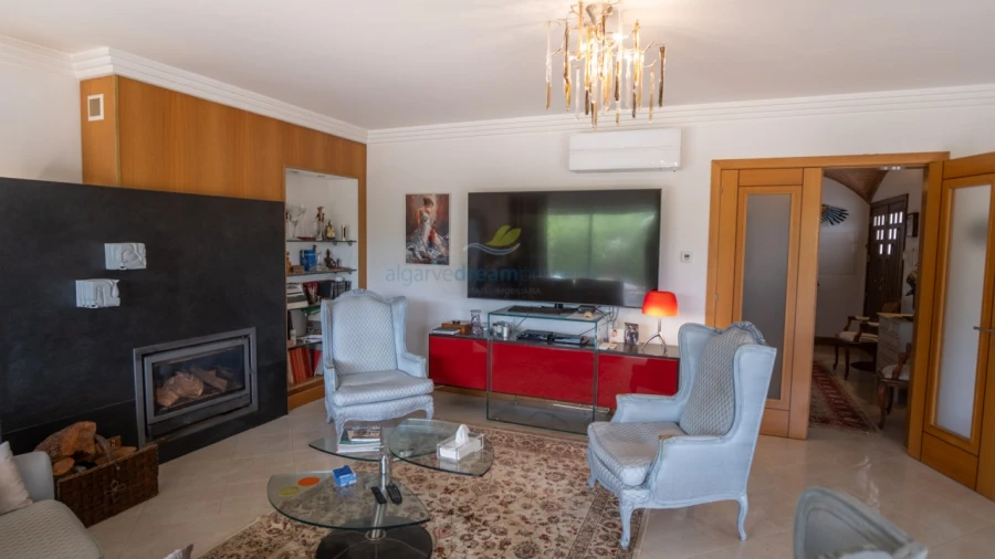 Moradia T4 para Venda em Albufeira e Olhos de Água Foto 14