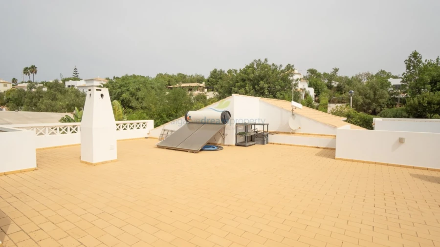Moradia T4 para Venda em Albufeira e Olhos de Água Foto 50