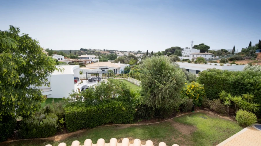 Moradia T4 para Venda em Albufeira e Olhos de Água Foto 51