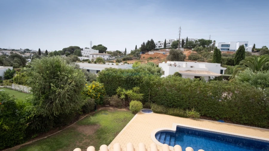 Moradia T4 para Venda em Albufeira e Olhos de Água Foto 52