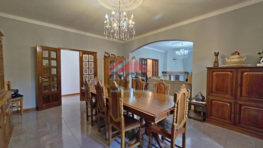 Moradia T7 para Venda em Segude Foto 16