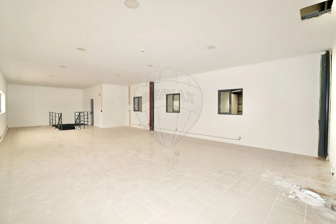 Armazém para Arrendamento em Samora Correia Foto 17