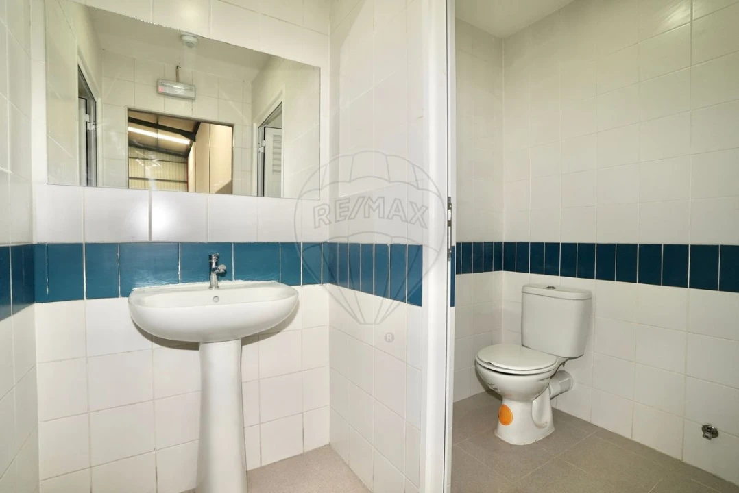 Armazém para Arrendamento em Samora Correia Foto 11