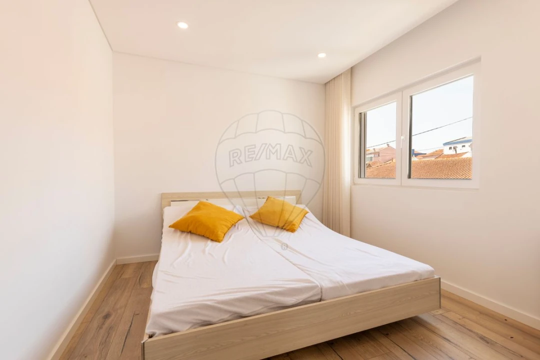 Moradia T5 para Venda em Campelos e Outeiro da Cabeça Foto 23