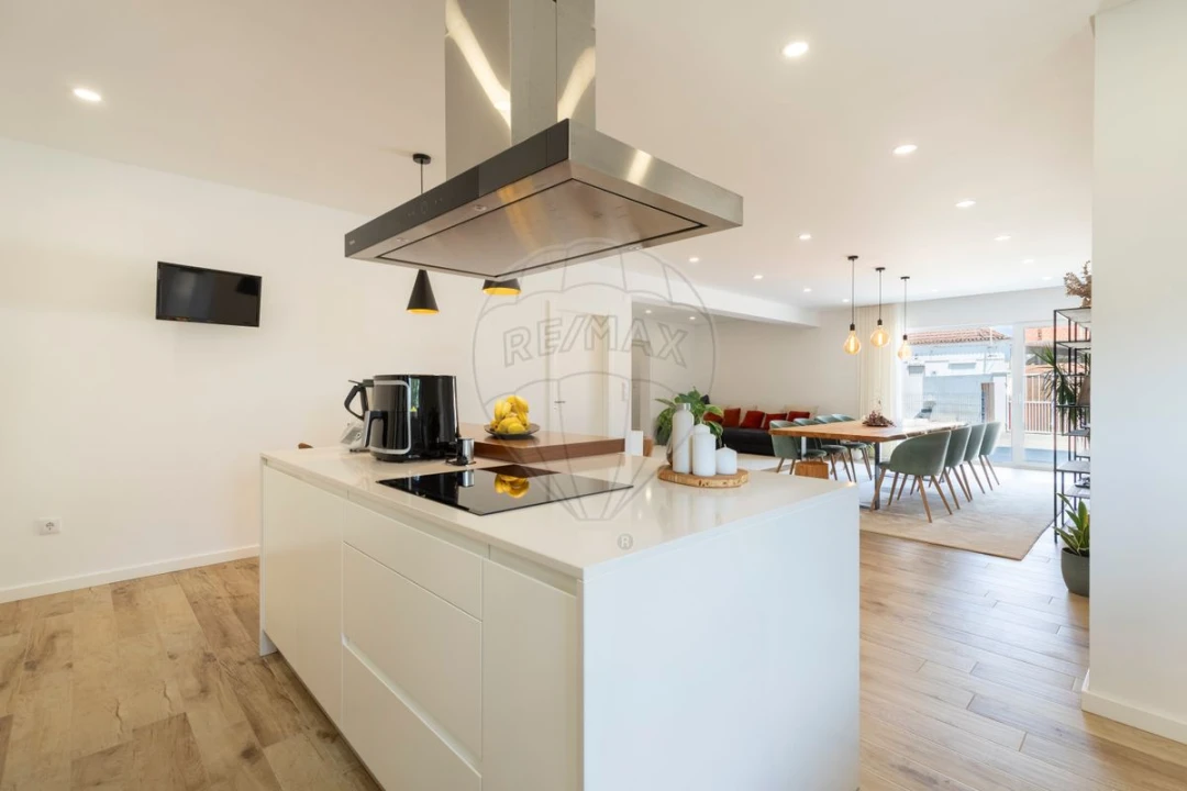 Moradia T5 para Venda em Campelos e Outeiro da Cabeça Foto 14