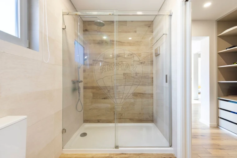 Moradia T5 para Venda em Campelos e Outeiro da Cabeça Foto 19