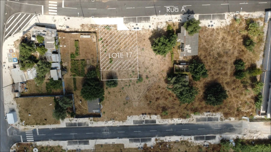 Terreno para Venda em Alverca do Ribatejo e Sobralinho Foto 2