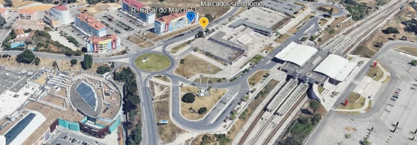 Loja para Venda em Seixal, Arrentela e Aldeia de Paio Pires Foto 3