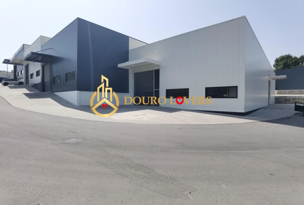 Armazém para Arrendamento em Constance Foto 2