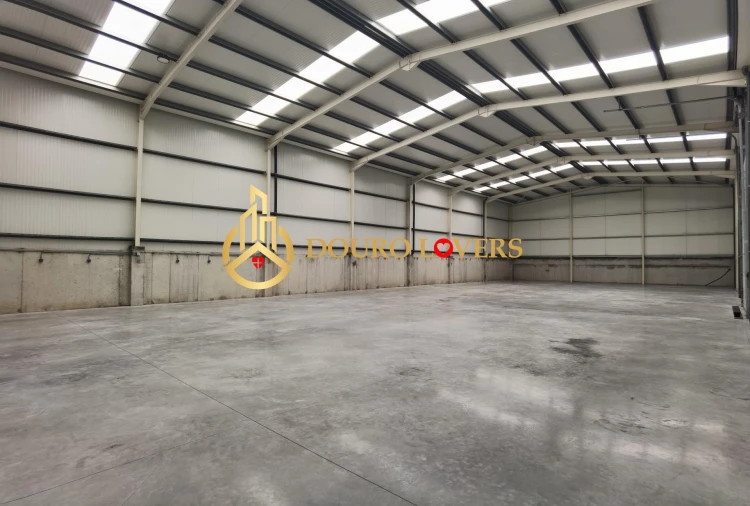 Armazém para Arrendamento em Constance Foto 7