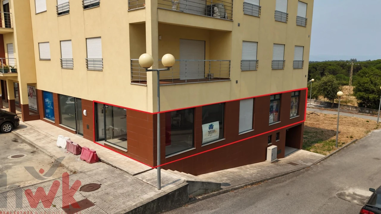 Negócio para Venda em Nelas Foto 2